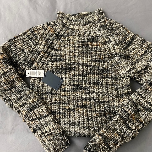 Aritzia Tops - BNWT Aritzia Wilfred Retrograde Sweater